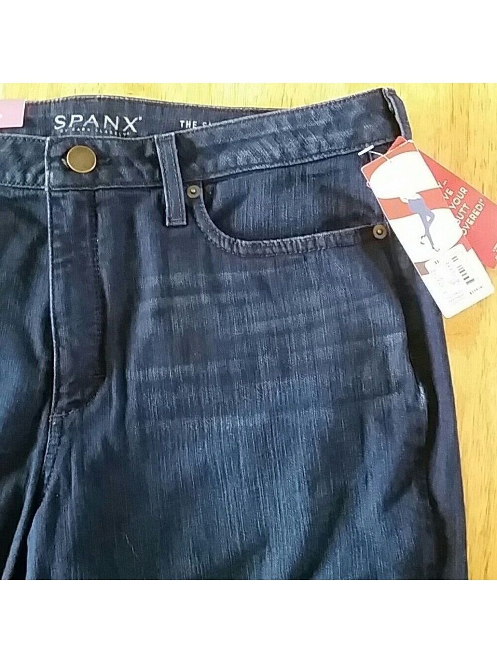 𝅺spanx CAPRIS